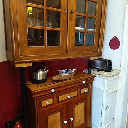 2 Pieces 9 Eme Apartment Paris